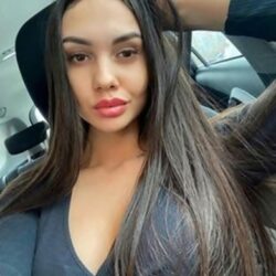 Kaş Gerçek Escort Beyza Arabada Yapılan Sikiş Her Zaman En Zevklisidir Diyor